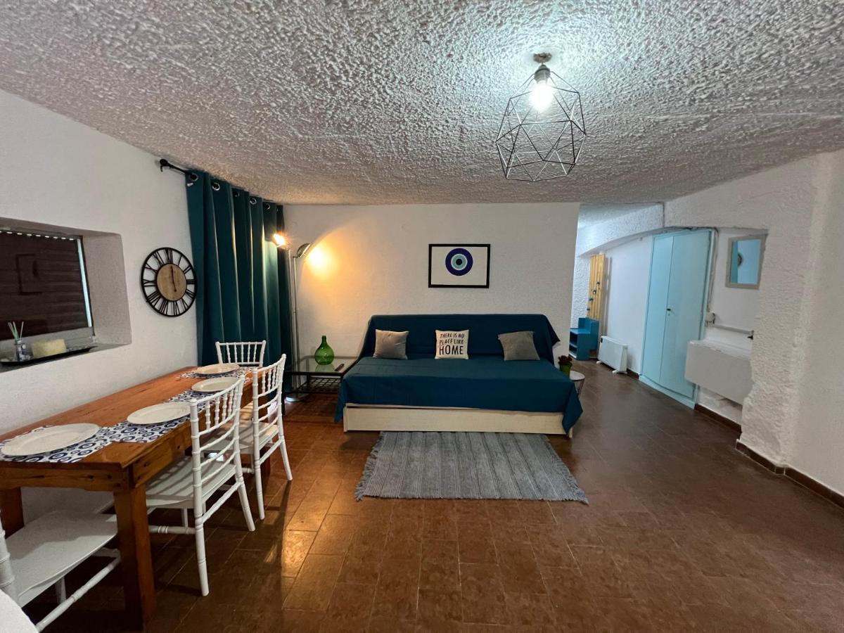 Ciel Apartment, 5 Minutes Walk From Ipsos Beach! Eksteriør billede