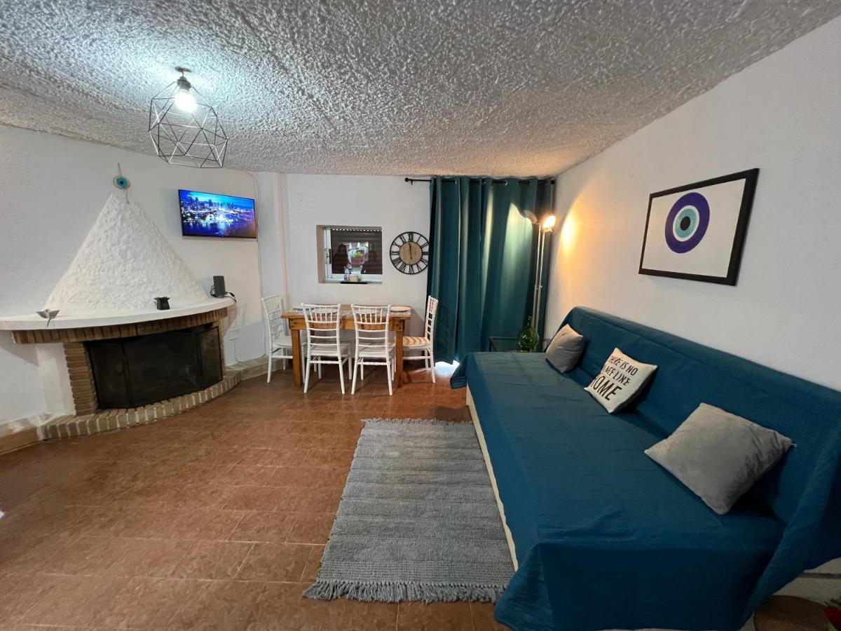 Ciel Apartment, 5 Minutes Walk From Ipsos Beach! Eksteriør billede
